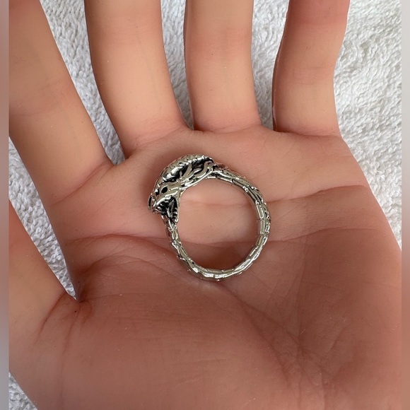 Unique Silver Tone Snake Ouroboros Ring Size 10 Unisex - Picture 8 of 9
